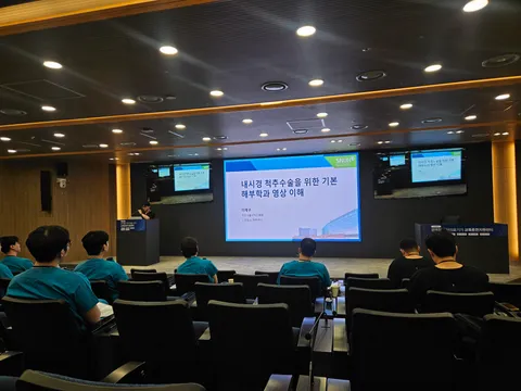 2026 더미 워크샵 2회 — lecture, photograph 2
